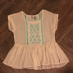 BKE boutique floral turquoise embroidered blouse